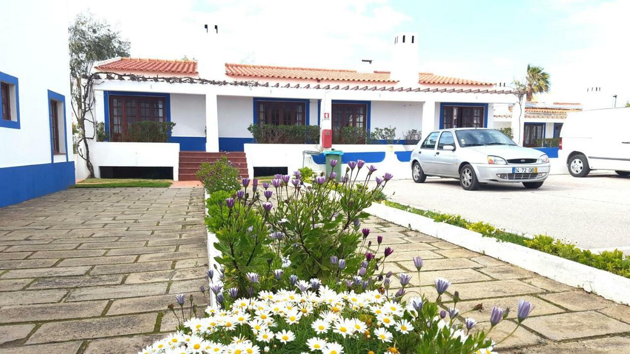 Hotel Parque Campismo Porto Covo Exterior foto